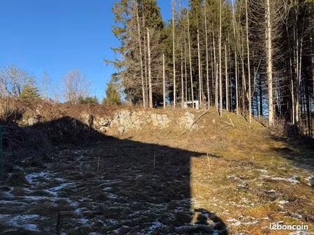 parcelle de terrain 979 m2 le russey centre ville