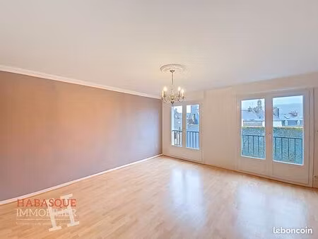 appartement 3 pièces 83 m²