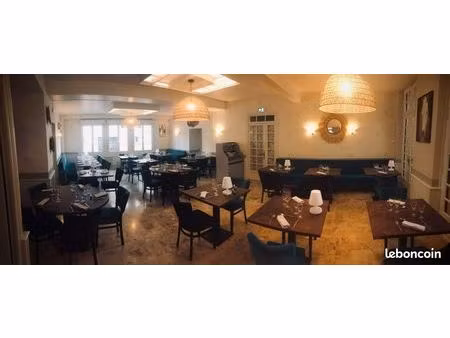 bar hôtel restaurant