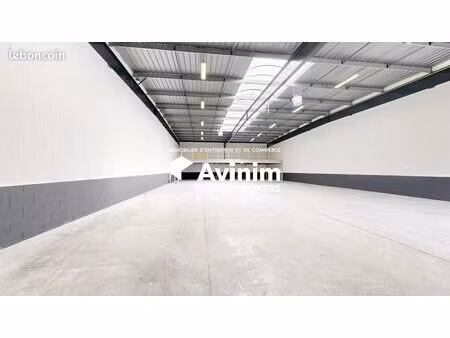 local 777 m² bezons