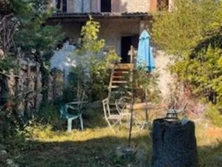 maison en pierres diois