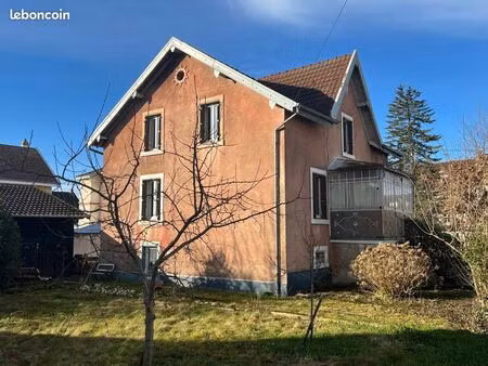 maison 7 pièces 146 m²