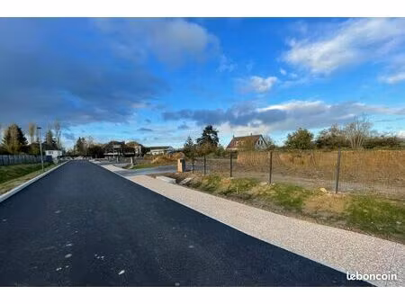 terrain 811 m² la loupe