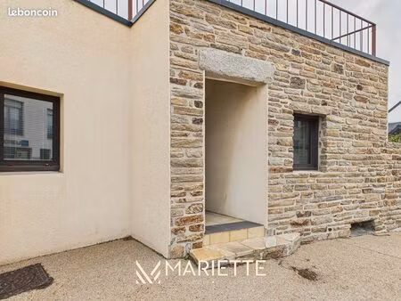 studio 1 pièce 27 m²