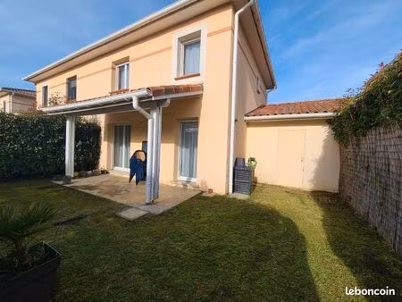 maison t4 - 83 m2 - centre ville eaunes