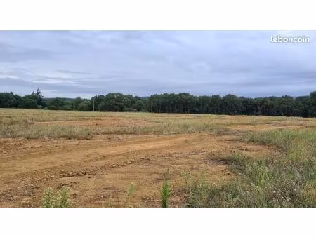 terrain 495 m² allan
