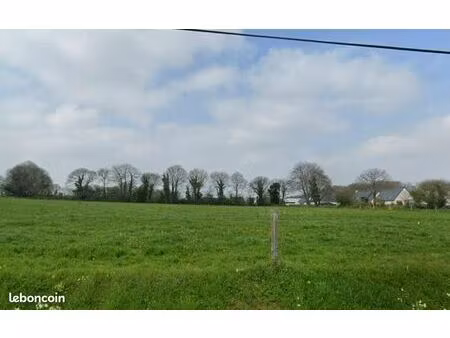 terrain 573 m² garlan