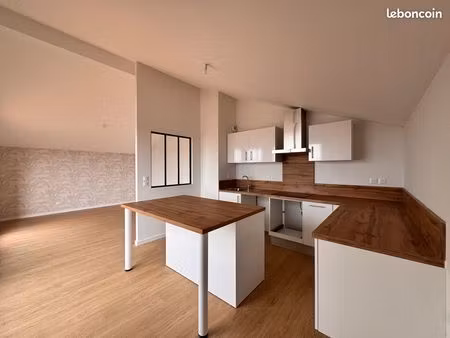 superbe t4 de 89 m² - 31150 bruguières