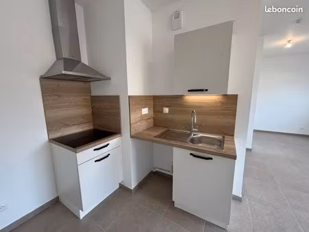 appartement 1 pièce 30 m²