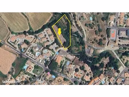 terrain 4 300 m² fontes