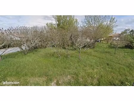 terrain 700 m² saint pardon de conques