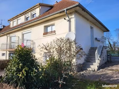vend immeuble avec 2 appartements loués