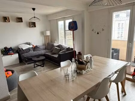 appartement 87m2 à montmorot