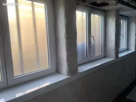 location local commercial persan (95340)