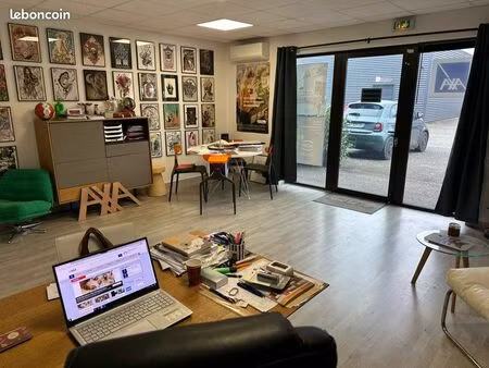 local professionnel à partager 40m2 roquefort