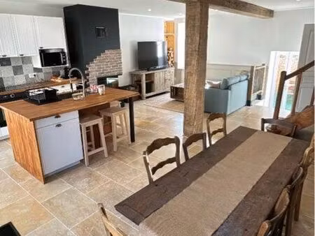 très belle maison meublée avec garage