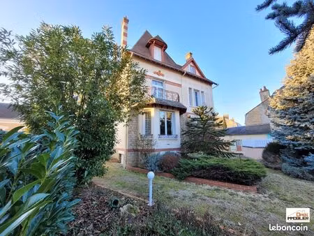 maison 5 pièces 176 m²