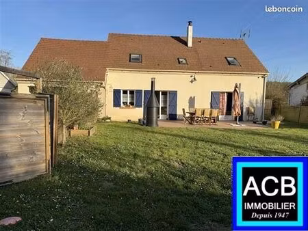 maison 6 pièces 135 m²