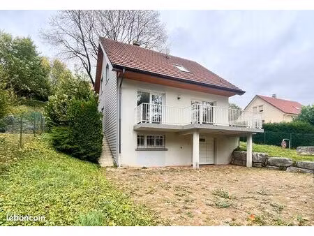 maison 6 pièces 100 m²