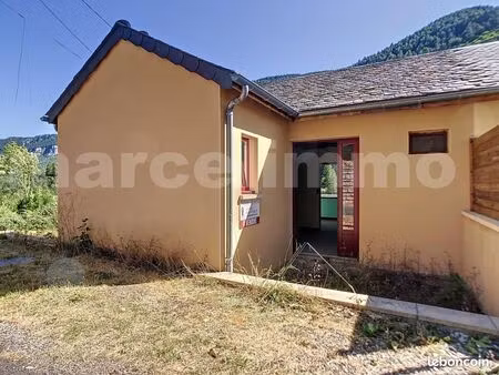 villa 6 pièces 62 m²