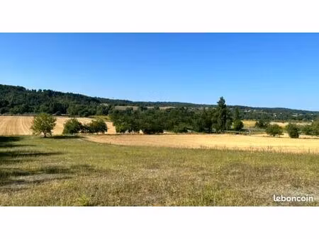 terrain 5 670 m² grignols