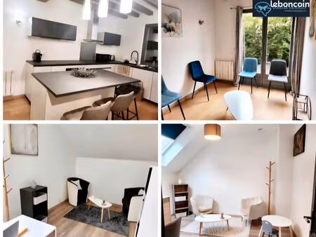 cabinet ou bureau dans centre paramédical