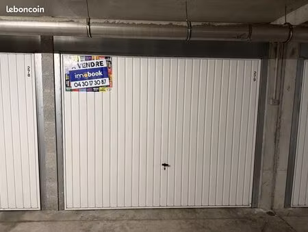 parking/box 1 pièce 15 m²