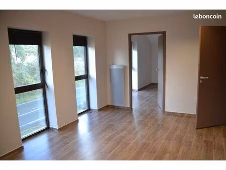 local professionnel à louer à bazas