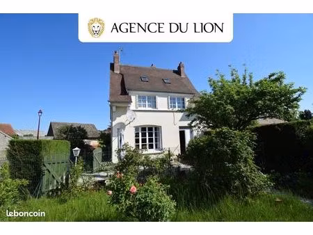 maison 5 pièces 95 m²