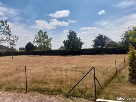 terrain 1 550 m² la neuville du bosc