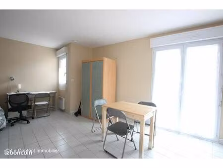 studio 1 pièce 26 m²