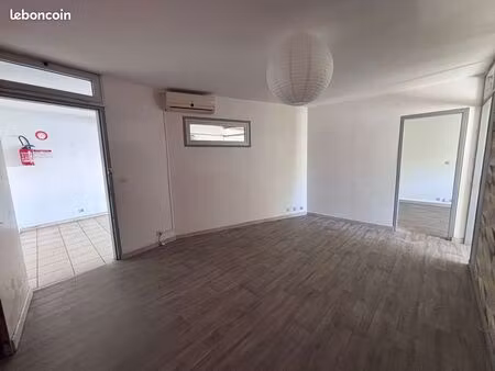 bureaux acces pmr climatisés centre ville