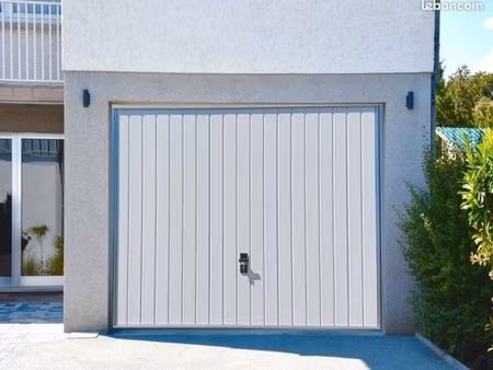 recherche garage fermé