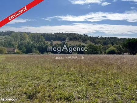 terrain 9300 m² saint-germain-du-salembre