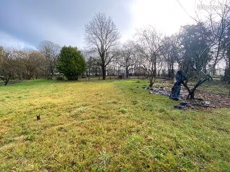 terrain 1076 m² gael