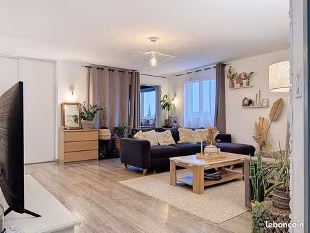 appartement 4 pièces 104 m²