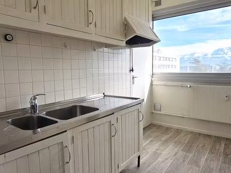 appartement 3 pièces 66 m²