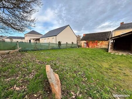 dépendance avec terrain à bâtir