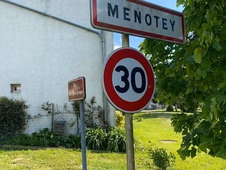 particulier sérieux recherche terrain à menotey