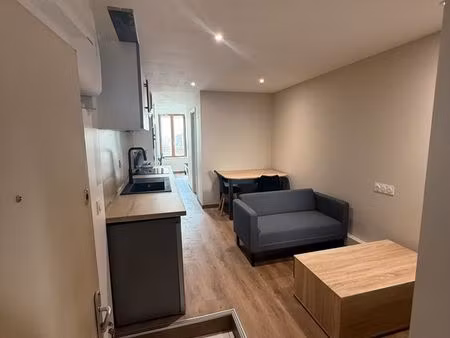 à louer : t1 meublé 24 m² – entièrement rénové à auxonne