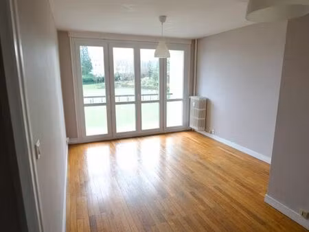 appartement t3 calme et lumineux