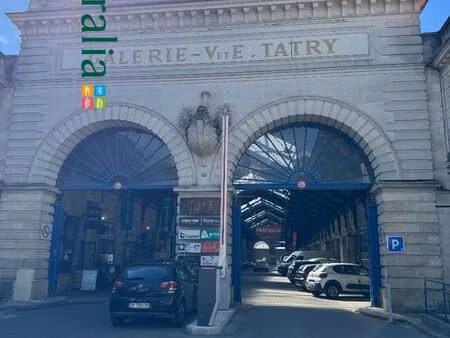 boutique 713 m² bordeaux