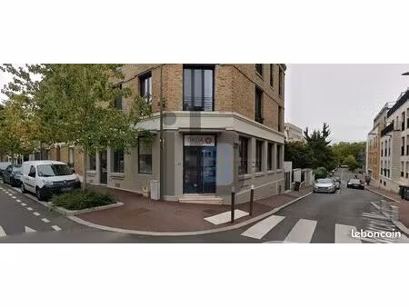 boutique 149 m² suresnes