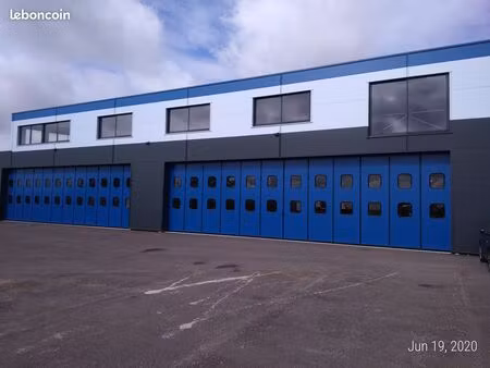 hangar 365 m² darois