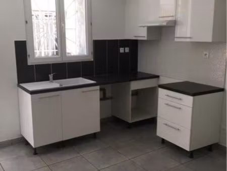 deux petites maisons