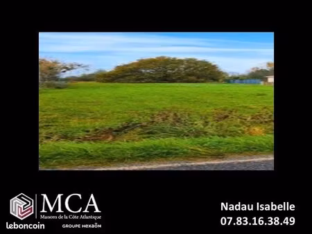 terrain 2 400 m² eyrans