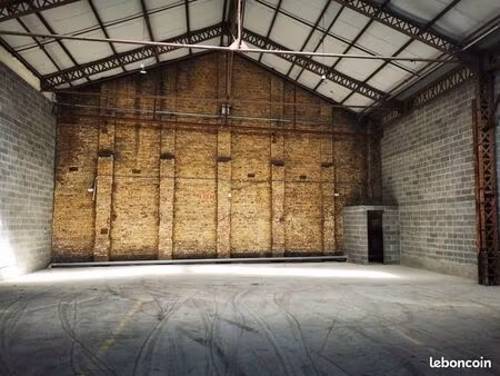 entrepôt de 207 m²