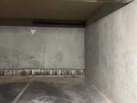 vente place de parking pessac