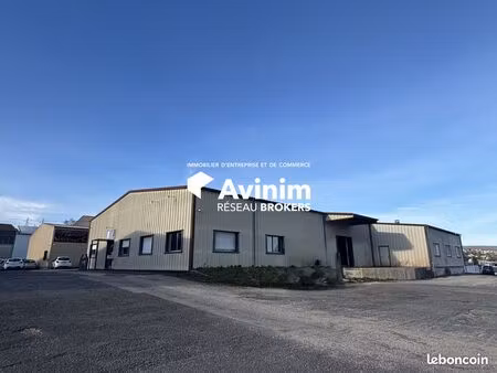 local 1100 m² chalezeule