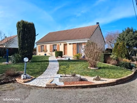 maison 100 m² 5 pièces sur 2 000 m² de terrain